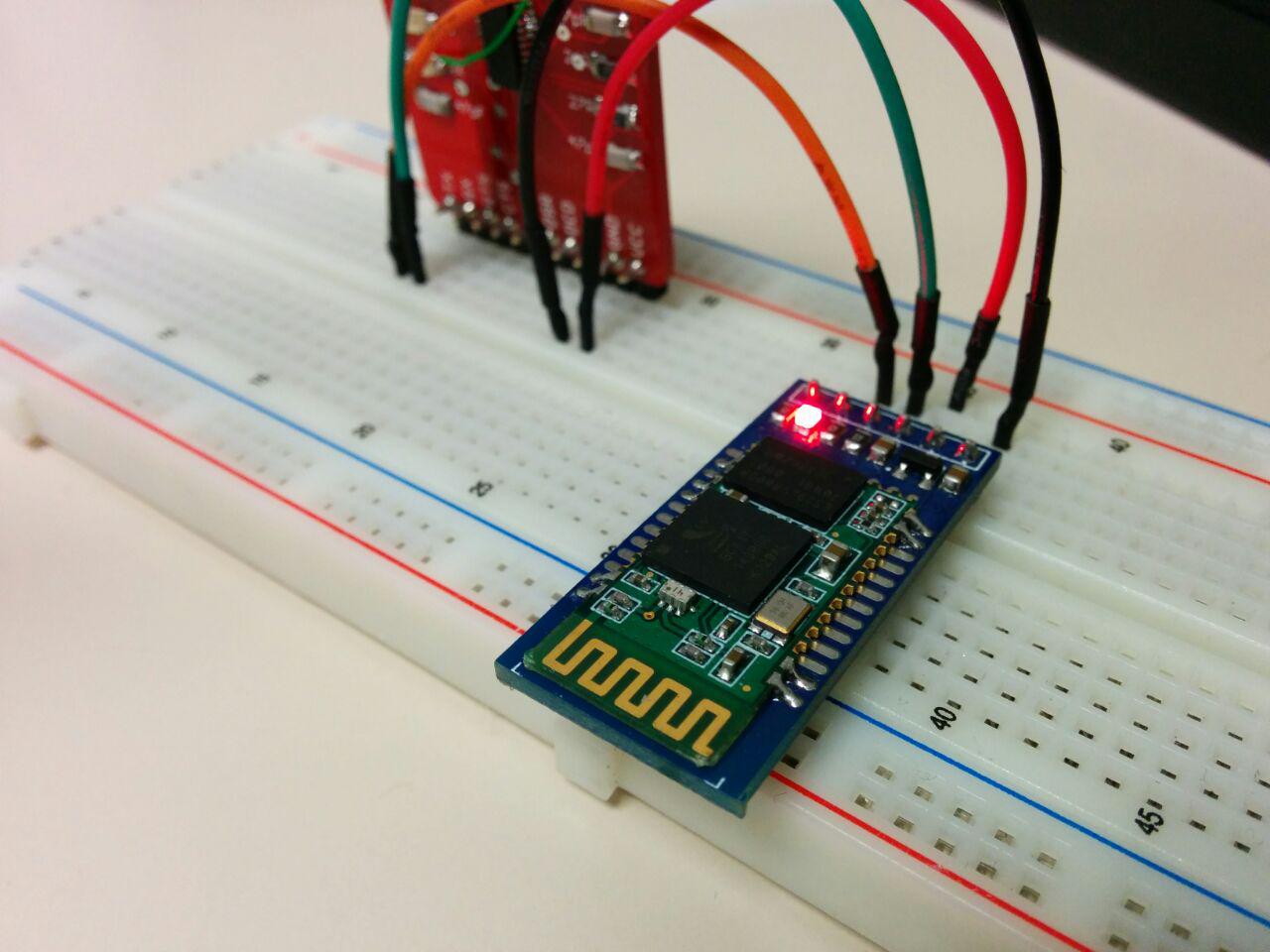 Create the most absurd chat of the world with Arduino